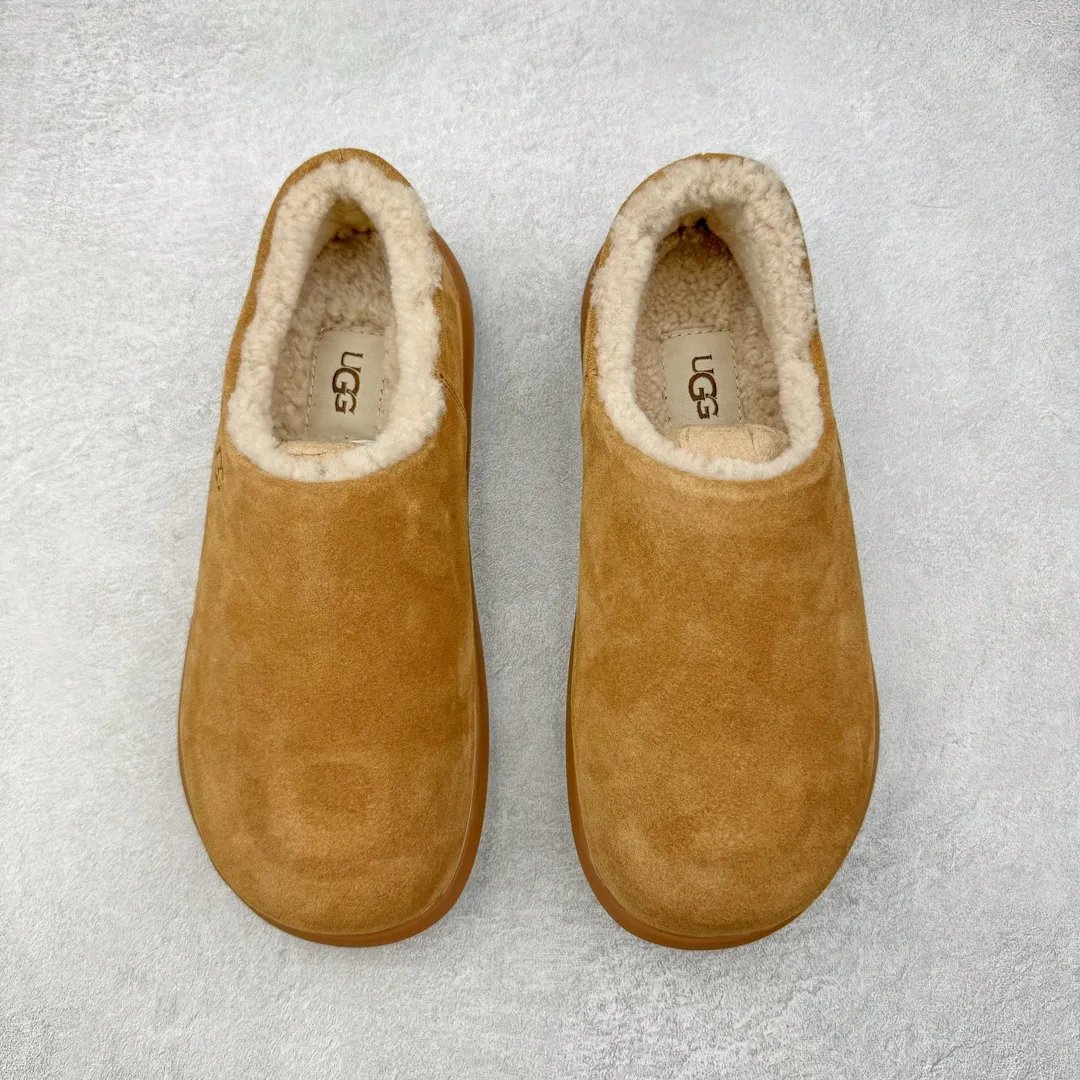 Pick up locally💰520 UGG 1688 Little Potato all-inclusive autumn and winter sheep fur integrated snow boots. All shoes are made from the same factory as ZP. Longfeng A-grade Australian imported sheep fur integrated brand OEM production line. Fully follow the ZP process. OEM original pattern maker adheres to the principle of no original shoes and no development selection. Pay attention to every detail. The most authentic version on the market TREADLITE "Light Wing" technology outsole Lightweight/durable/flexible/pile size: 35 36 37 38 39 40 Coding: by2936090